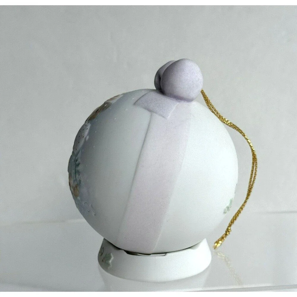 Precious Moments Peace on Earth 1989 Christmas Ornament Ball Xmas with Stand